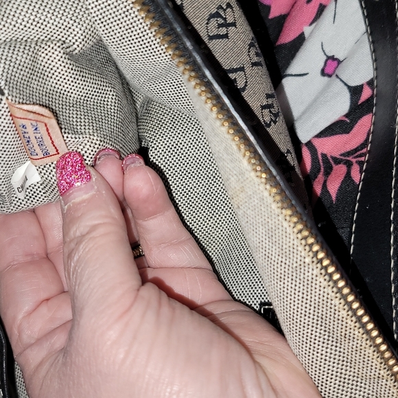 Dooney and Bourke bag - Picture 8 of 15